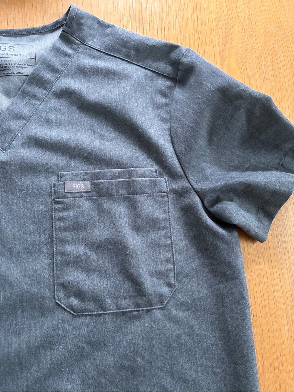 Figs-Gray-Technical Collection-Scrub Top-S - Picture 4 of 9